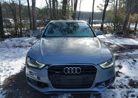2015 Audi A4 2.0T Premium z USA, uszkodzony, nr VIN WAUDFAFL1FN035100
